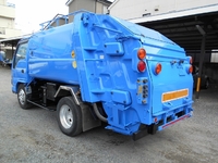 いすゞエルフパッカー車（塵芥車）小型（2t・3t）[写真04]