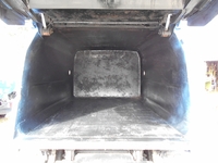 いすゞエルフパッカー車（塵芥車）小型（2t・3t）[写真06]