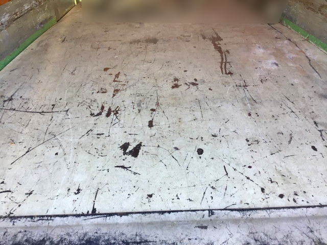 三菱ふそうキャンターアルミバン小型（2t・3t）[写真12]