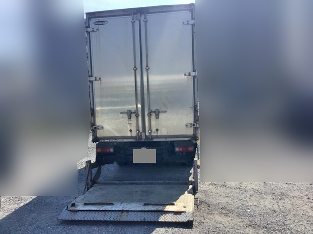 三菱ふそうキャンターアルミバン小型（2t・3t）[写真14]