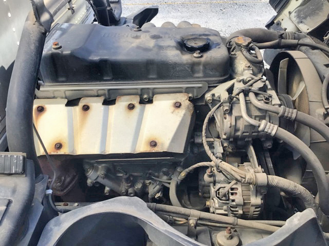 三菱ふそうキャンターアルミバン小型（2t・3t）[写真22]