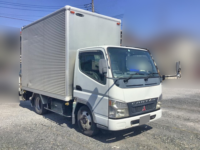三菱ふそうキャンターアルミバン小型（2t・3t）[写真03]