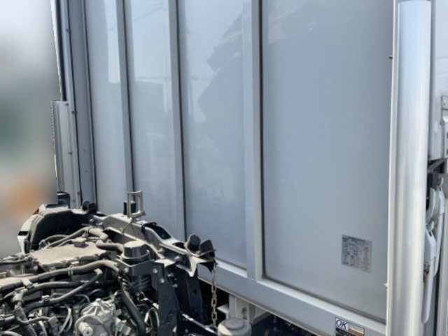 日野レンジャーアルミウイング中型（4t）[写真18]