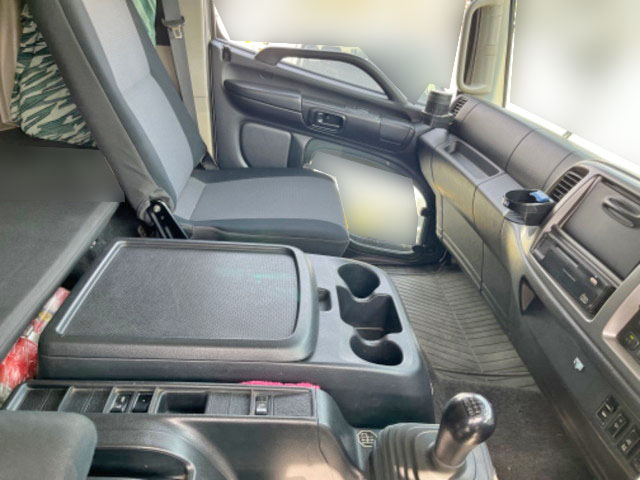 日野レンジャーアルミウイング中型（4t）[写真34]