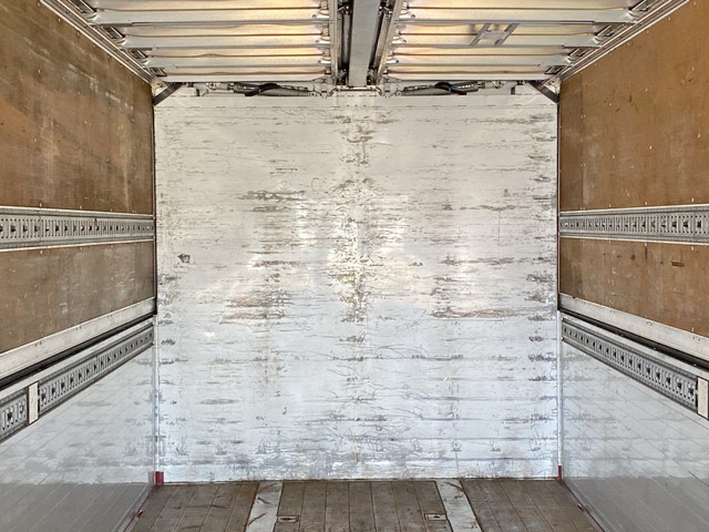 日野プロフィアトレーラーヘッド（トラクターヘッド）大型（10t）[写真10]