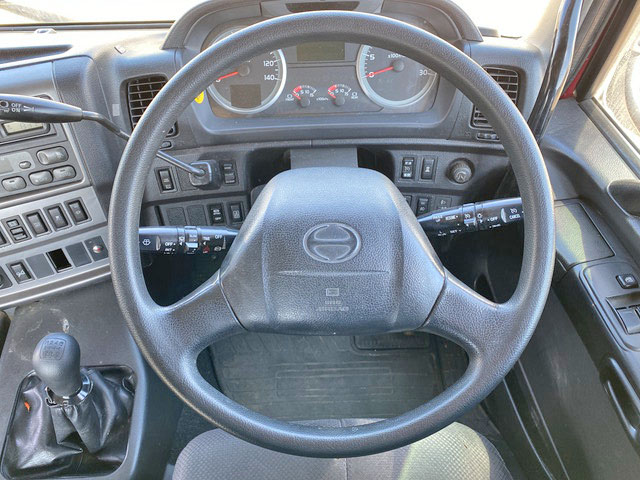 日野プロフィアトレーラーヘッド（トラクターヘッド）大型（10t）[写真37]