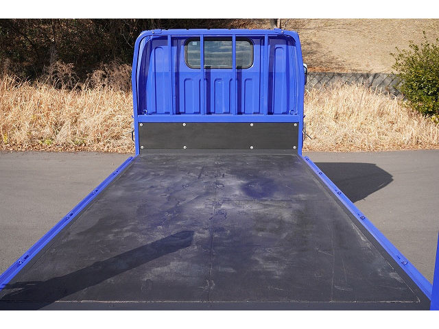 日産アトラス平ボディ小型（2t・3t）[写真12]