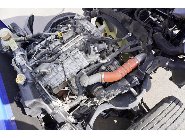 日産アトラス平ボディ小型（2t・3t）[写真17]