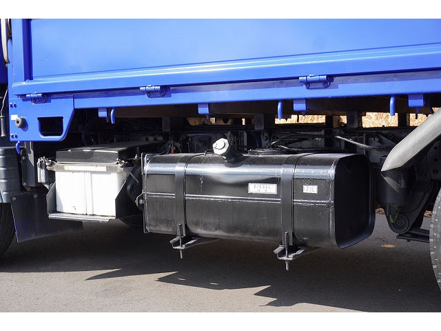 日産アトラス平ボディ小型（2t・3t）[写真24]