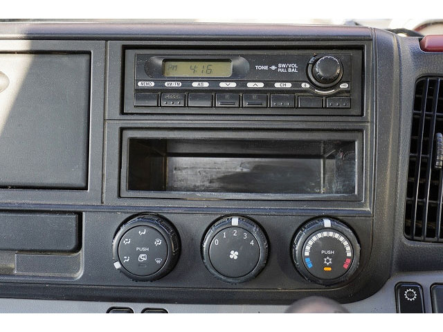 日産アトラス平ボディ小型（2t・3t）[写真34]