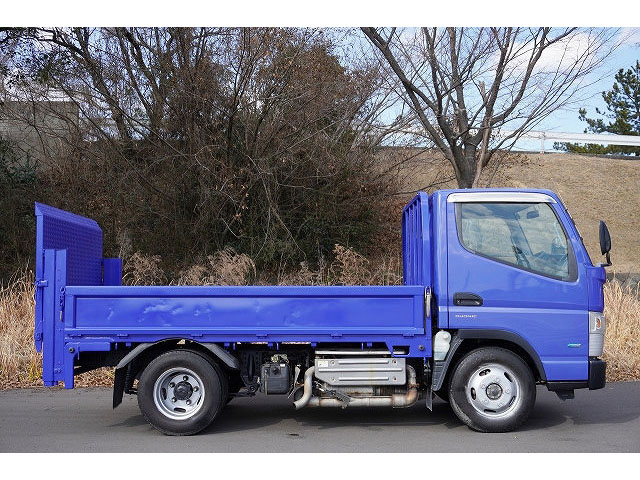 日産アトラス平ボディ小型（2t・3t）[写真04]