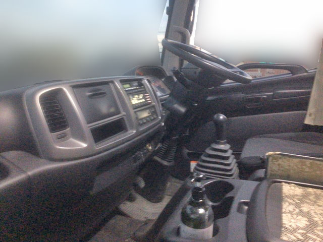 日野レンジャーアルミウイング中型（4t）[写真24]