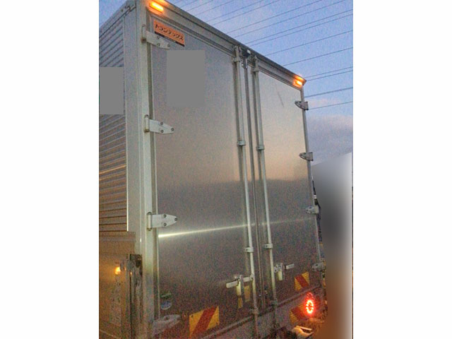 日野レンジャーアルミウイング中型（4t）[写真09]