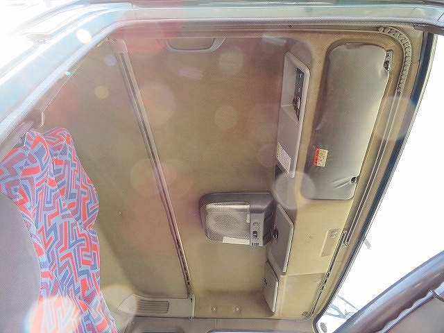 いすゞギガアルミブロック大型（10t）[写真20]