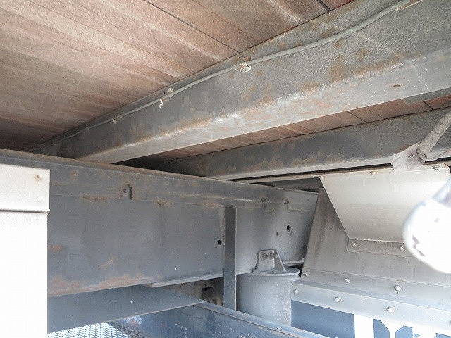 いすゞギガアルミブロック大型（10t）[写真33]