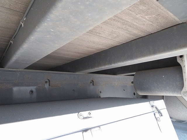 いすゞギガアルミブロック大型（10t）[写真38]