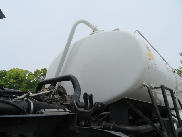 日産アトラスタンク車（タンクローリー）小型（2t・3t）[写真19]
