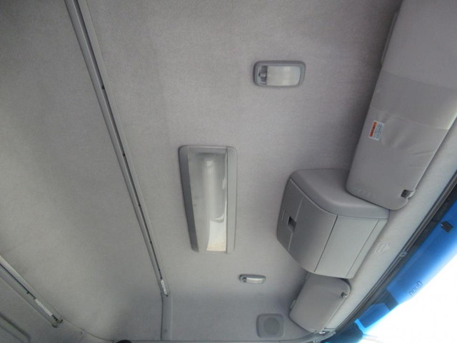 UDトラックスクオンダンプ大型（10t）[写真13]