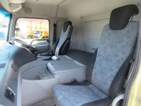 UDトラックスクオンダンプ大型（10t）[写真14]