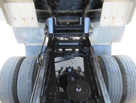 UDトラックスクオンダンプ大型（10t）[写真23]