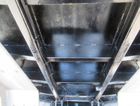 UDトラックスクオンダンプ大型（10t）[写真24]