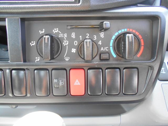 トヨタダイナ平ボディ小型（2t・3t）[写真27]