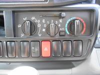 トヨタダイナ平ボディ小型（2t・3t）[写真27]