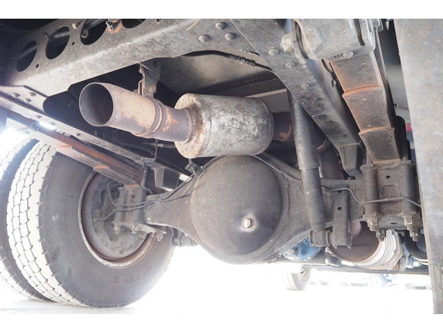 いすゞエルフパッカー車（塵芥車）小型（2t・3t）[写真25]