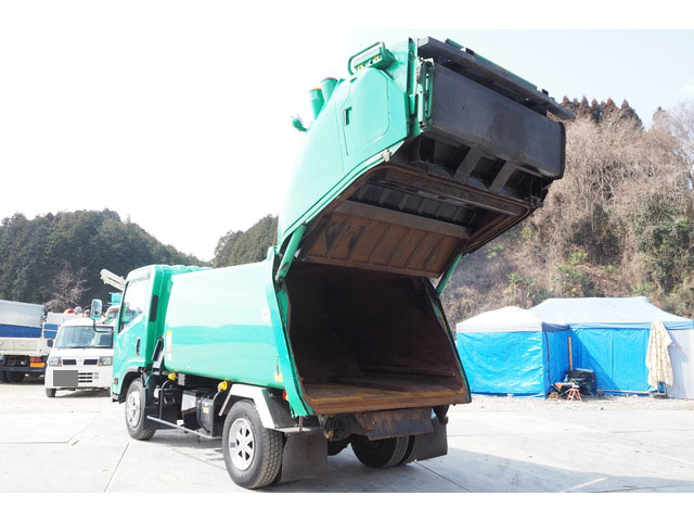 いすゞエルフパッカー車（塵芥車）小型（2t・3t）[写真03]