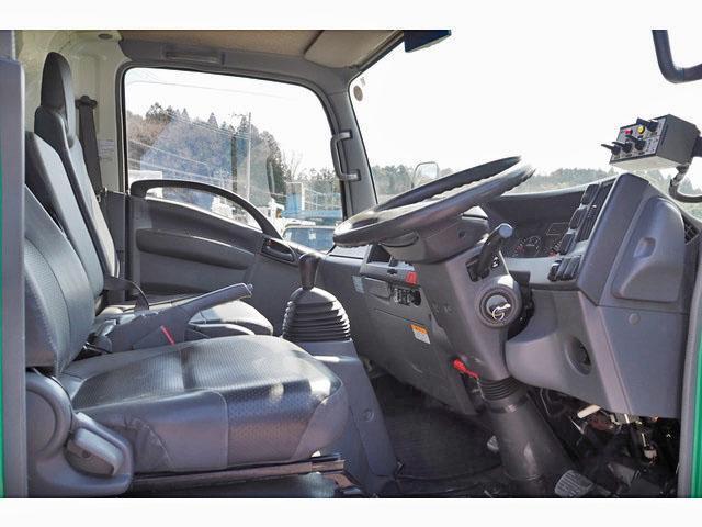 いすゞエルフパッカー車（塵芥車）小型（2t・3t）[写真33]