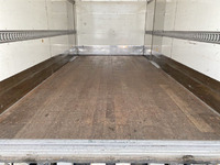 いすゞエルフアルミバン小型（2t・3t）[写真14]