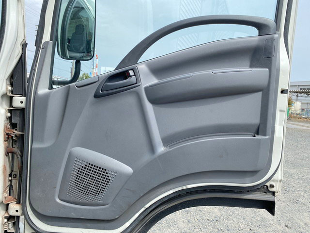 いすゞエルフアルミバン小型（2t・3t）[写真29]