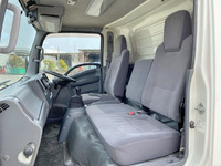 いすゞエルフアルミバン小型（2t・3t）[写真31]