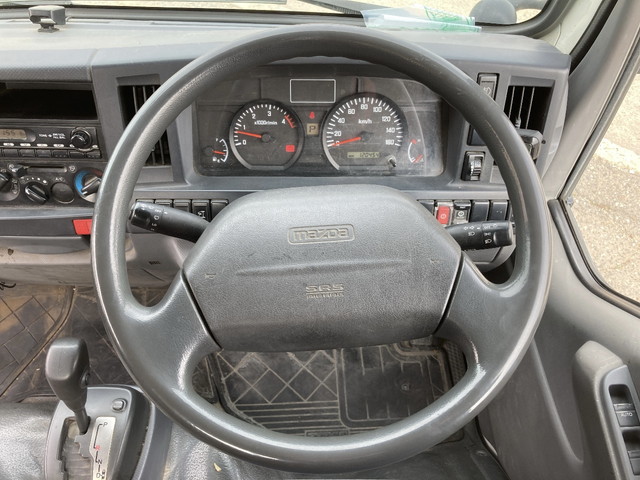 マツダタイタン平ボディ小型（2t・3t）[写真31]