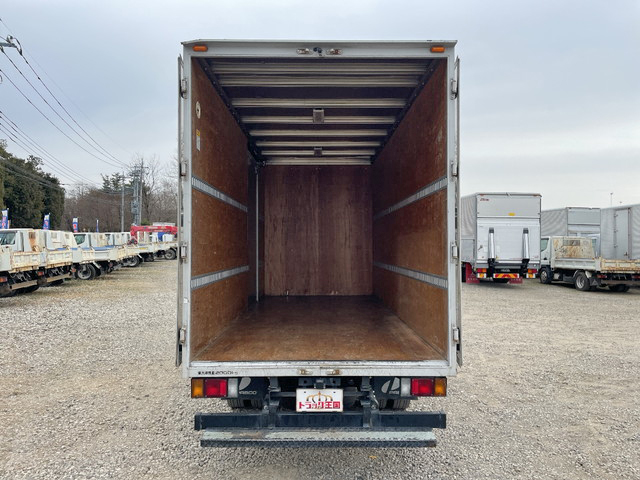 いすゞエルフアルミバン小型（2t・3t）[写真11]