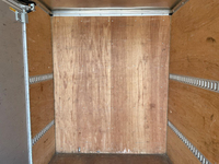 いすゞエルフアルミバン小型（2t・3t）[写真15]