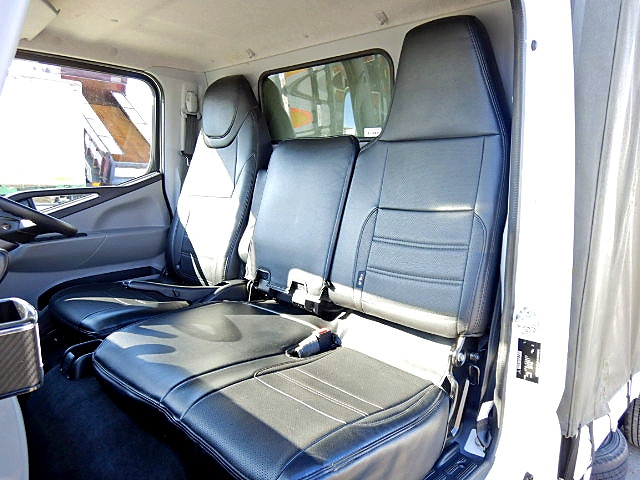 三菱ふそうキャンター幌車小型（2t・3t）[写真20]