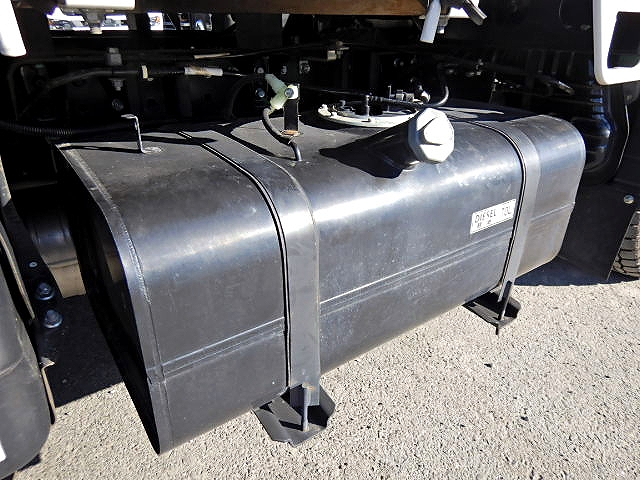 三菱ふそうキャンター幌車小型（2t・3t）[写真37]