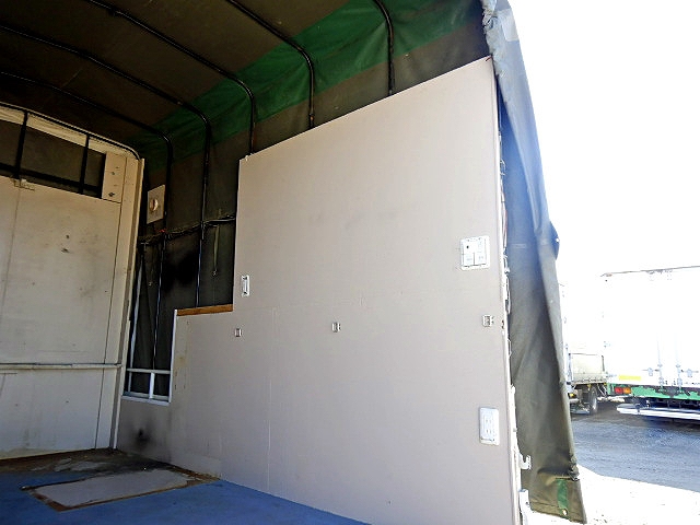 三菱ふそうキャンター幌車小型（2t・3t）[写真06]