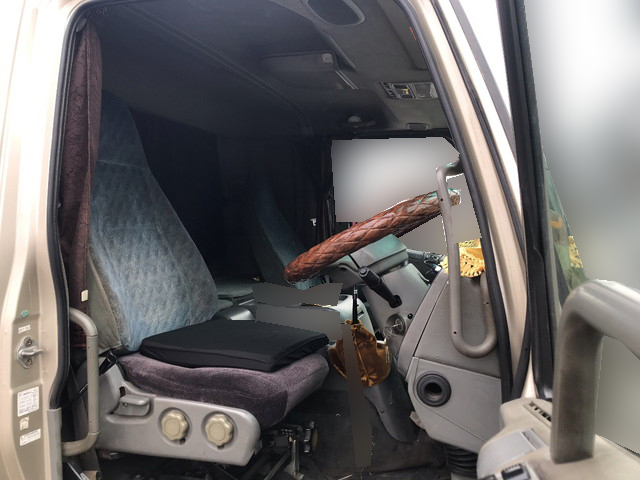 三菱ふそうファイタークレーン5段増トン（6t・8t）[写真28]