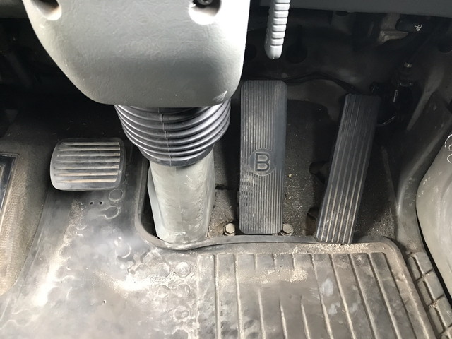 三菱ふそうファイタークレーン5段増トン（6t・8t）[写真33]