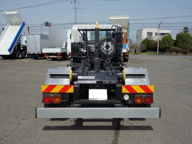 日野レンジャーコンテナ専用車中型（4t）[写真11]