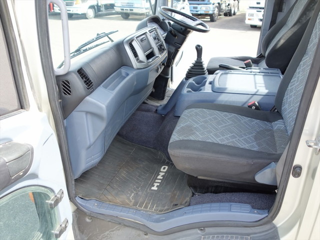 日野レンジャーコンテナ専用車中型（4t）[写真19]