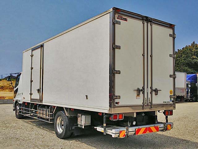 三菱ふそうファイター冷凍車（冷蔵車）増トン（6t・8t）[写真02]
