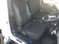 三菱ふそうキャンター冷凍車（冷蔵車）小型（2t・3t）[写真26]