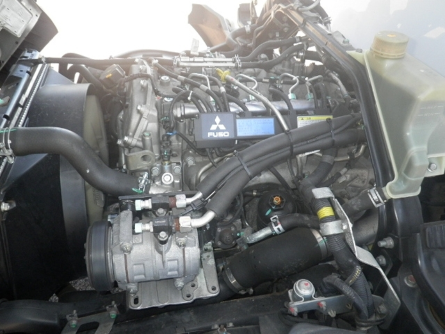 三菱ふそうキャンター冷凍車（冷蔵車）小型（2t・3t）[写真29]