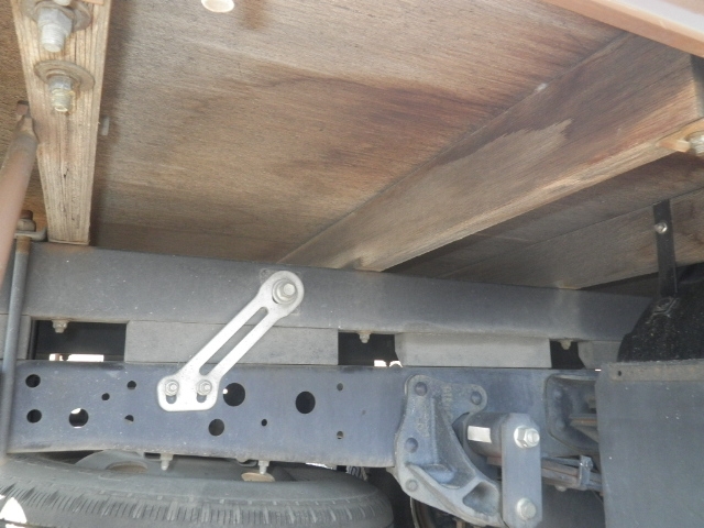 いすゞエルフ平ボディ小型（2t・3t）[写真12]