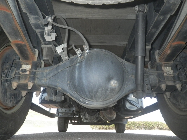 いすゞエルフ平ボディ小型（2t・3t）[写真18]