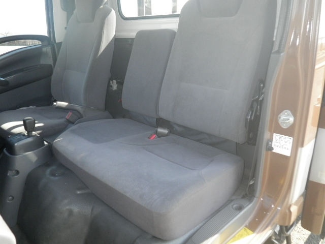 いすゞエルフ平ボディ小型（2t・3t）[写真21]