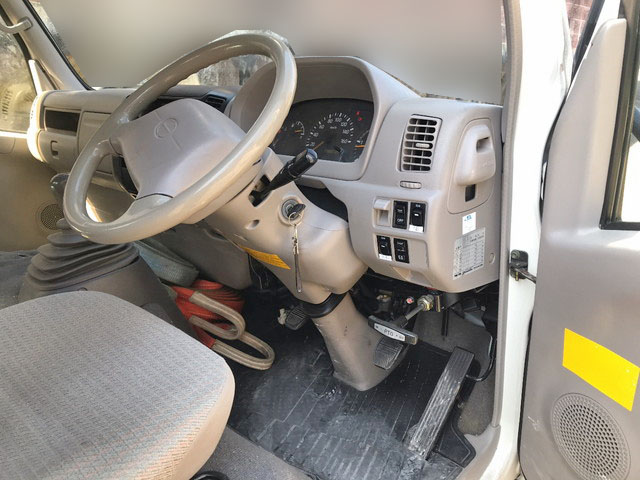 日野デュトロクレーン6段小型（2t・3t）[写真20]